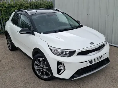 Used Kia Stonic 118 HP (86 kW) 2021 White SUV