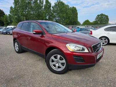 Usado Volvo XC60 SE 163 CV (119 kW) 2012 Rojo SUV