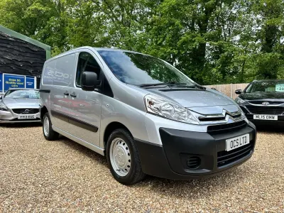Używany Citroën Dispatch 2015 Srebrny Minivan