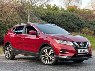 Used Nissan Qashqai N-Connecta 140 HP (102 kW) 2018 Red SUV