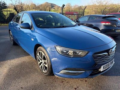 Used Vauxhall Insignia Design Edition 2019 Blue Hatchback