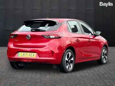 Usado Vauxhall Corsa-e 100 kW (136 HP) 2021 Vermelho Citadino