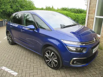 Used Citroën C4 Feel 2018 Blue MPV