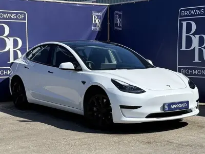 Used Tesla Model 3 RWD 58 kW (79 HP) 2023 White Sedan