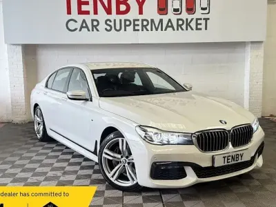 Used BMW 740 M Sport 320 HP (235 kW) 2017 White Sedan