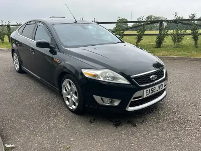 Usado Ford Mondeo Titanium X 175 HP (128 kW) 2008 Preto Citadino