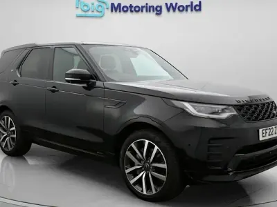 Used Land Rover Discovery SE Dynamic 300 HP (220 kW) 2022 Black SUV