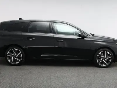 Used Peugeot 308 SW Allure 129 HP (94 kW) 2024 Black Estate