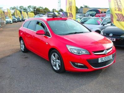 Red Used 2013 Vauxhall Astra SRi Estate | £3,495 (A bit pricey)