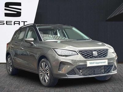 New Seat Arona SE Technology 2026 Mountain green with black roof SUV