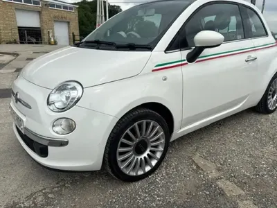 Used Fiat 500 Lounge 69 HP (50 kW) 2013 White Hatchback