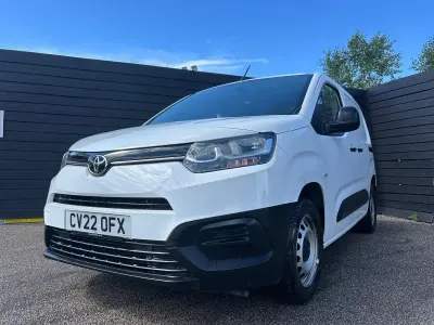 Used Toyota Proace Active 120 HP (88 kW) 2022 White MPV