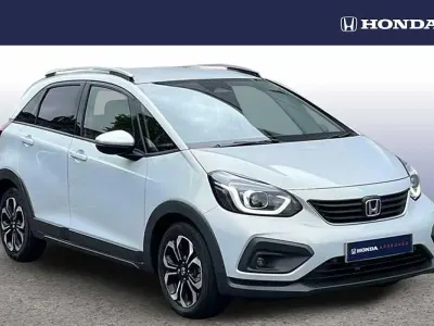 Second-hand Honda Jazz Hybrid 109 CP (80 kW) 2022 Alb Hatchback