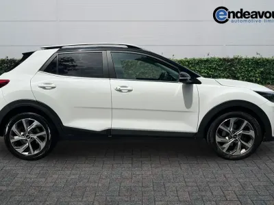 Used Kia Stonic GT-Line S 118 HP (86 kW) 2023 White SUV