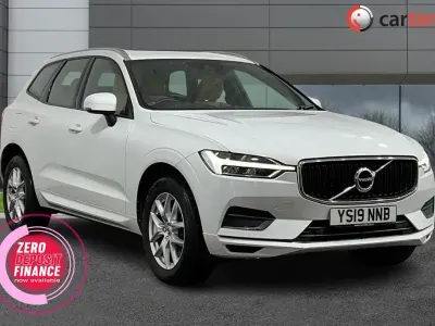 Used Volvo XC60 Momentum 2019 White SUV