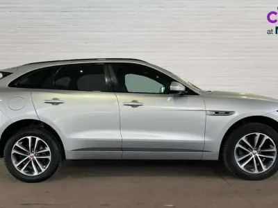 Begagnad Jaguar F-Pace R-Sport 240 HK (176 kW) 2018 Silver SUV