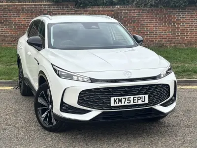Usado MG HS SE 170 HP (125 kW) 2025 Branco SUV