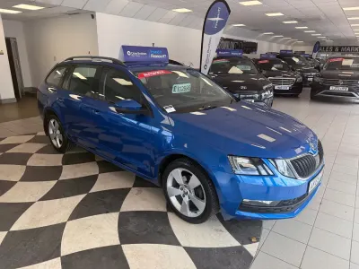 Begagnad Skoda Octavia SE Drive 150 HK (110 kW) 2019 Blå Kombi