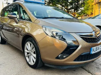 Used Vauxhall Zafira Tourer Elite 165 HP (121 kW) 2014 MPV
