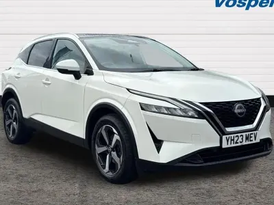 Used Nissan Qashqai N-Connecta 2023 White SUV