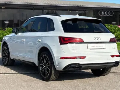 Used Audi Q5 Comfort 204 HP (150 kW) 2023 White SUV
