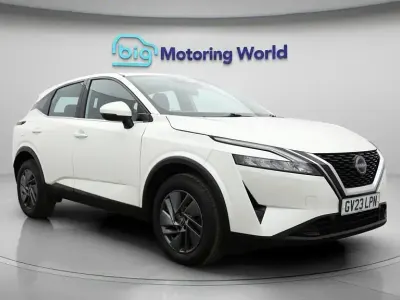 Used Nissan Qashqai Acenta Premium 140 HP (102 kW) 2023 White SUV