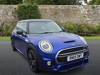Used Mini Cooper S Hatch 192 HP (141 kW) 2019 Blue Hatchback