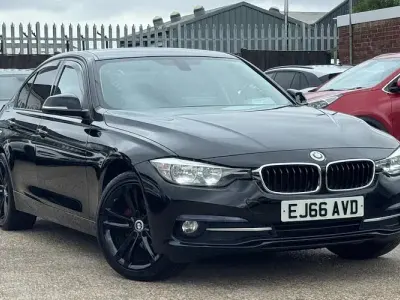 Used BMW 318 Sport Line 150 HP (110 kW) 2016 Black Sedan