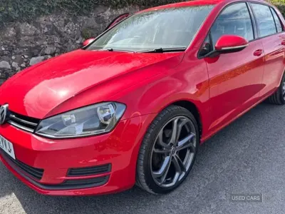 Used VW Golf VII S 110 HP (80 kW) 2016 Red Hatchback