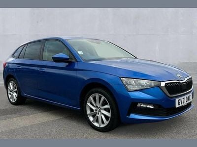 Used Skoda Scala SE L 95 HP (69 kW) 2022 Race blue metallic Hatchback