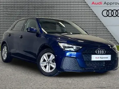 Used Audi A1 Design 94 HP (69 kW) 2023 Blue SUV