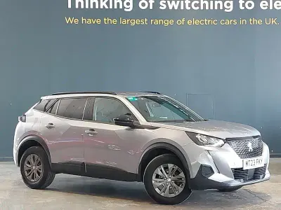 Used Peugeot 2008 Active+ 101 HP (74 kW) 2023 Grey SUV