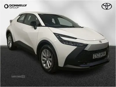Used Toyota C-HR 140 HP (102 kW) 2024 White SUV