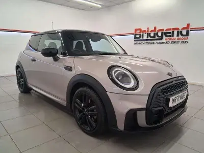 Used Mini Cooper Hatch 134 HP (98 kW) 2021 Grey Hatchback