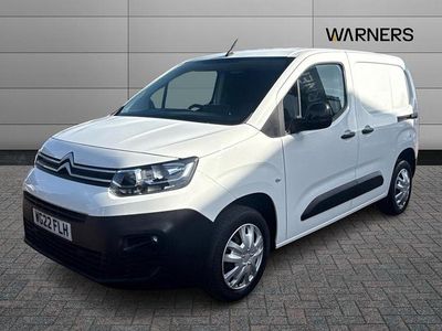 Used Citroën Berlingo 99 HP (72 kW) 2022 White MPV