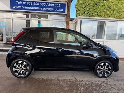 Used Toyota Aygo X-plore 71 HP (52 kW) 2018 Black Hatchback