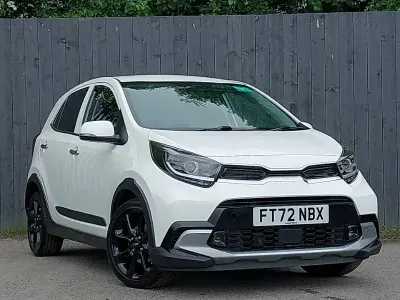 Used Kia Picanto X-Line 66 HP (48 kW) 2023 White Hatchback