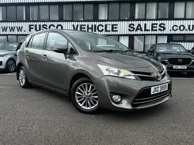 Used Toyota Verso 2016 Bronze MPV