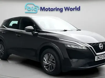 Used Nissan Qashqai Acenta Premium 140 HP (102 kW) 2022 Black SUV