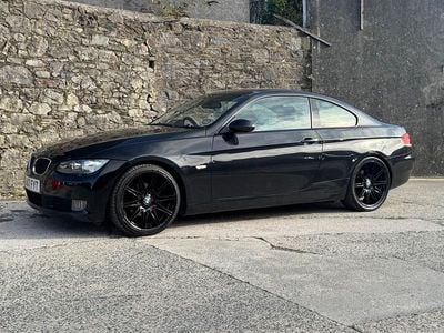 Black Used 2007 BMW 320 Coupe | £3,495 (A bit pricey)