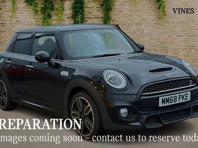 Black Used 2018 Mini Cooper S Hatch Hatchback | £15,048 (Fair price)
