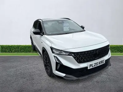 Used Renault Austral Techno Esprit Alpine 200 HP (147 kW) 2025 White/black SUV