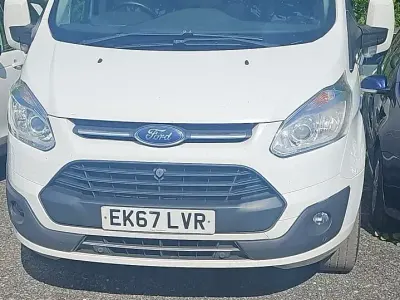 Used Ford Transit Custom Limited 130 HP (95 kW) 2017 White Van