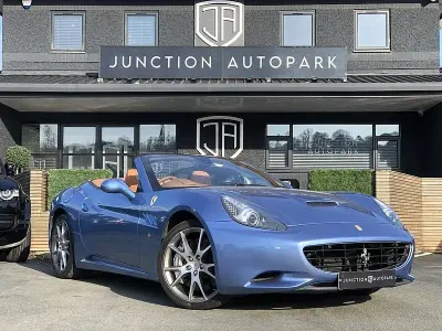 Used Ferrari California 490 HP (360 kW) 2011 Blue Cabriolet