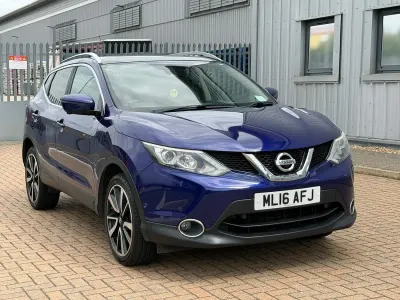 Used Nissan Qashqai Tekna 115 HP (84 kW) 2016 Blue SUV