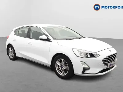 Used Ford Focus Zetec 125 HP (91 kW) 2019 White Hatchback