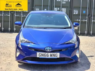 Used Toyota Prius 2016 Blue Hatchback