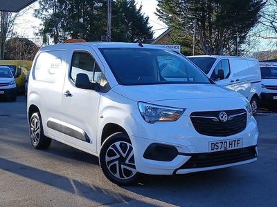 Used Vauxhall Combo Sportive 100 HP (73 kW) 2020 White MPV