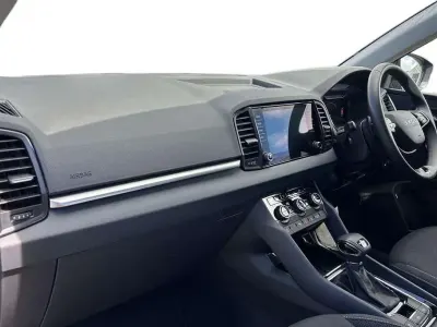 Used Skoda Karoq SE 150 HP (110 kW) 2025 Black magic pearl effect SUV