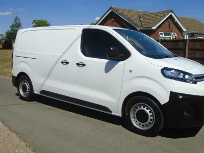 Used Citroën Dispatch 100 kW (136 HP) 2022 White MPV